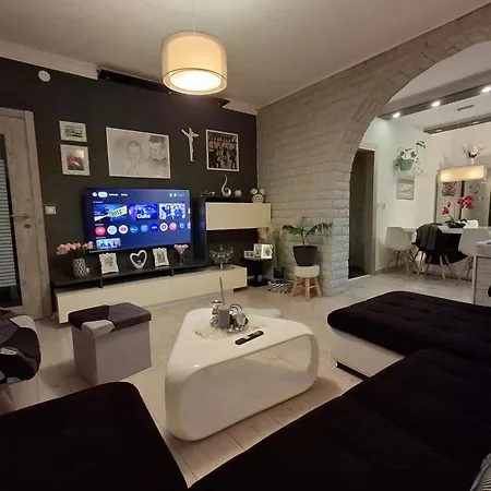 L&l Apartment *