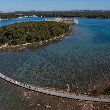 L&l * Sibenik
